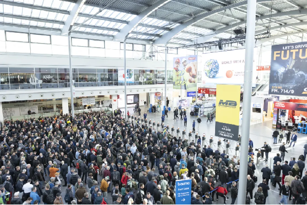 Saksamaal Münchenis algas Bauma 2025 | Quangong Machinery Co., Ltd. – Zenith ZN2000-2 täisautomaatsed seadmed demonstreerivad intelligentse tootmise uut kõrgust