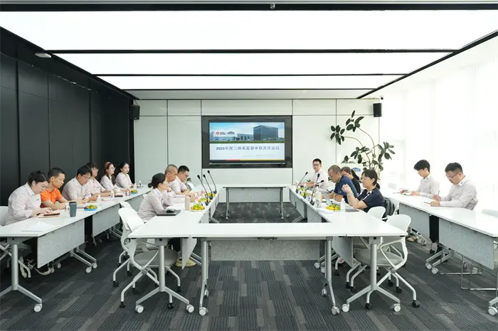 QGM korraldas edukalt esimese kolme süsteemi ülevaatuskoosoleku, et panna kõrgetasemelise juhtimisega arendamiseks kindel alus