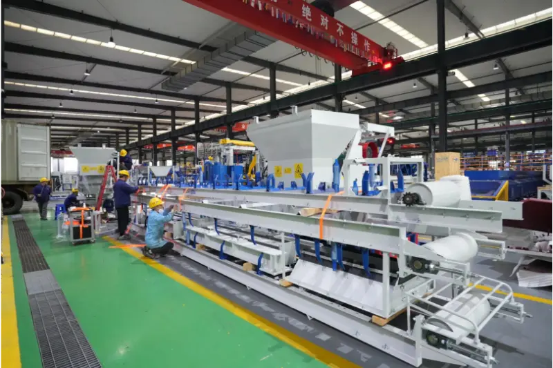 Kevad on ideaalne aeg raskeks tööks ja edasiminekuks. Quangong Machinery Co., Ltd. on hõivatud kaupade saatmisega välismaale.