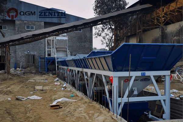 Automaatne tootmisliin ZN900C koos riiulite ja võrguühenduseta kuubimissüsteemiga Bangladeshis